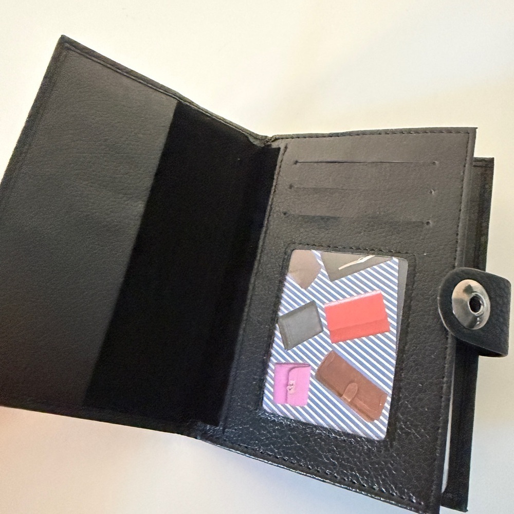 Black Faux Leather Wallet Snap Closure Compact Card Holder - Picture 2 of 6
